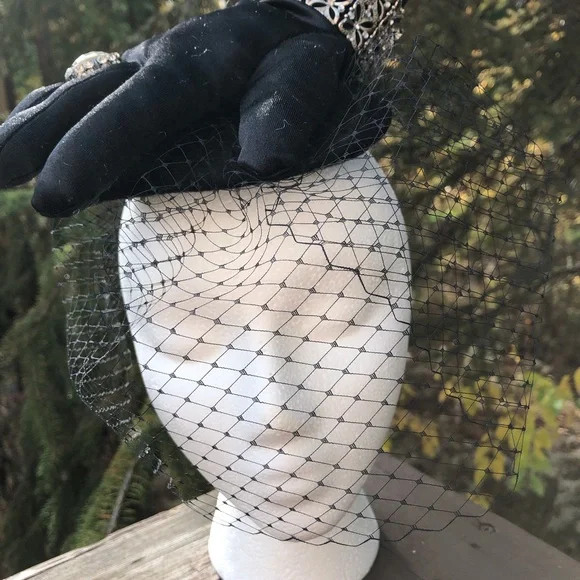 Handcrafted Lady Thing Headpiece Hat Black Satin Glove  display picture 1